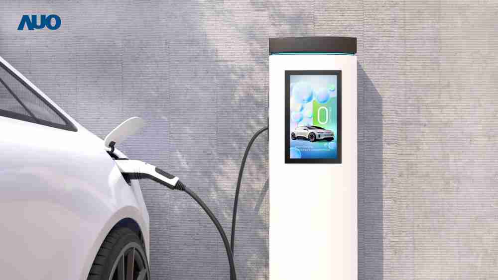 友達〝EVSE車用充電樁解決方案〞專為電動汽車充電樁設計，，，，具有高亮度、、、克服戶外艱難環境的耐溫、、、耐紫外線等特性，，，，並搭載散熱性及擴充性強的高效能工業電腦，，，可實現人機互動訴求，，如資訊顯示、、、、支付等應用